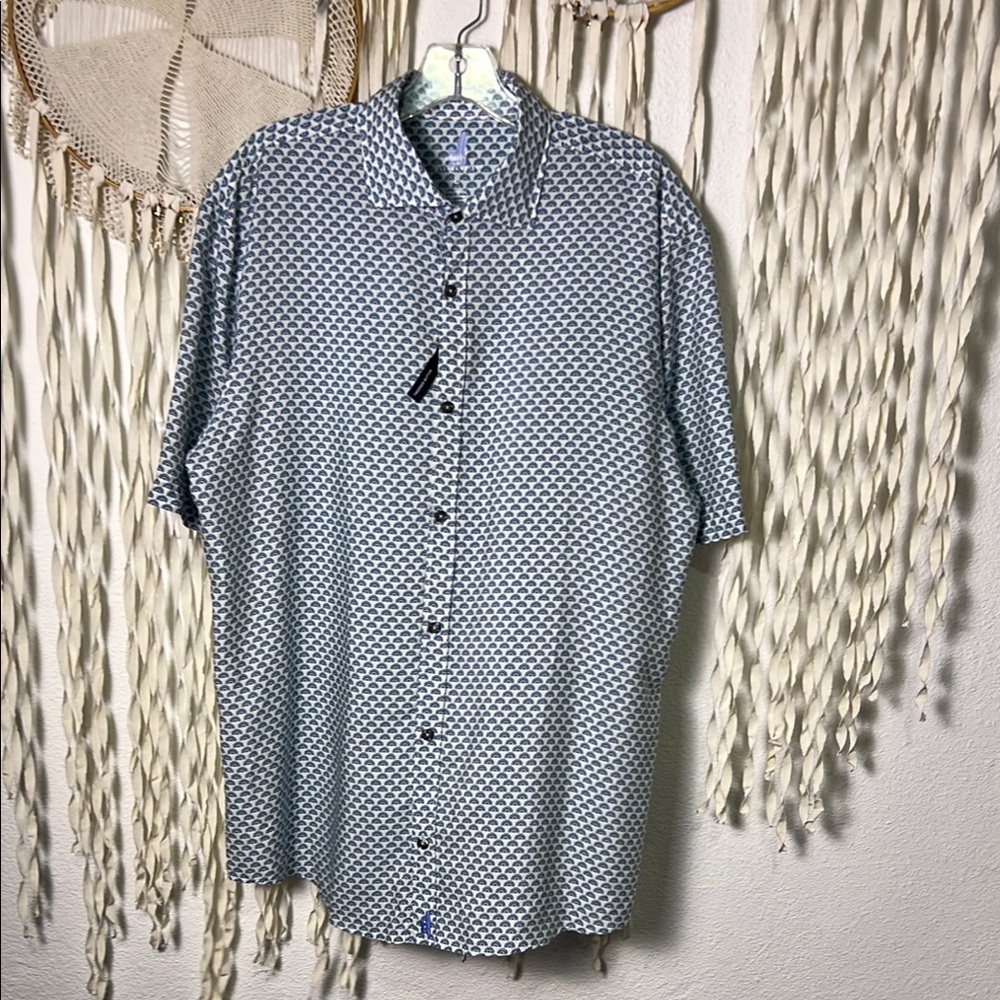 johnnie-O Blue and White Geometric Casual Button Down Shirt